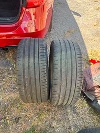 gomme Nexen 235/45/18 anno 2025.