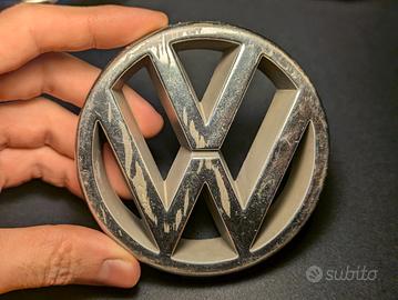 Logo Stemma Badge VW Golf MK3
anteriore rilievo