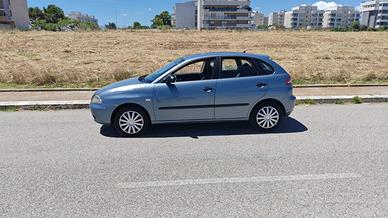 Seat Ibiza 5p - 1.4 bzn - full optional