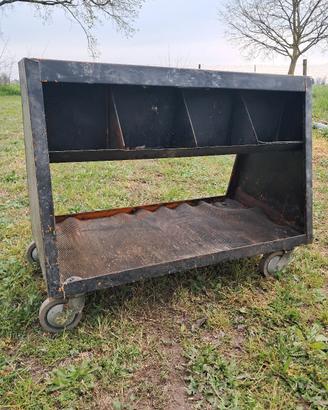 mobile da officina in metallo