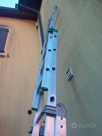 Scala trasformabile in alluminio