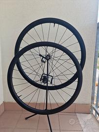 ruote Shimano Ultegra C36 Disc Carbon pe