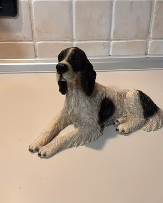 Cane da collezione in resina