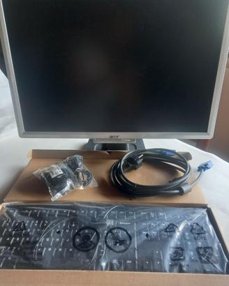 Monitor Acer + tastiera e mouse