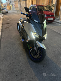 Yamaha tmax 530 sx sport edition