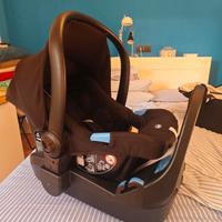 Ovetto chicco Kaily + base isofix