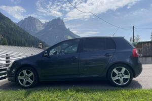 Volkswagen Golf V 2.0 TDI 140 CV 4Motion