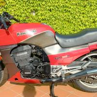 Kawasaki GPZ 900 - 1985