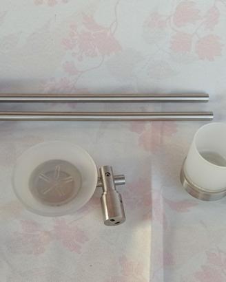 Set Accessori Bagno a Muro – Acciaio Inox Satinato