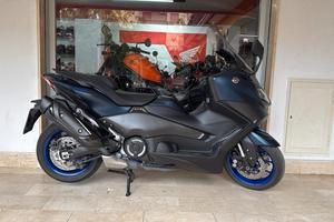 Yamaha T Max 560