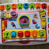 Tavola interattiva Chicco per imparare l'alfabeto.