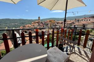 3 LOCALI A PIETRABRUNA