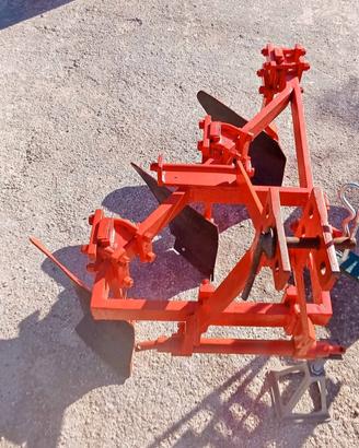 Aratro 3 vomeri rosso