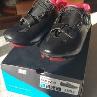Scarpe e pedali ciclismo