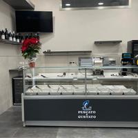 Vendita attività commerciale compressivo di locale