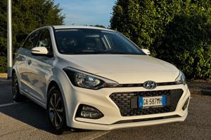 Hyundai i20 1.2 benzina Connect Line, 59.000km