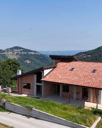VILLA IN COSTRUZIONE