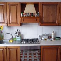Cucina e frigorifero