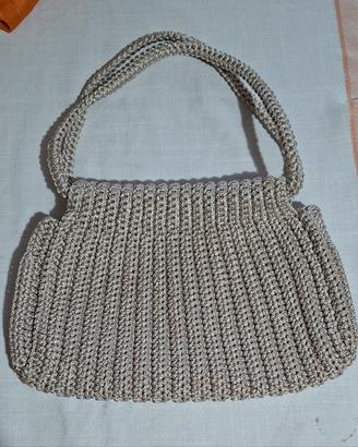 Borsa artigianale fatta a mano in cordino 