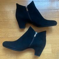 Stivaletto camoscio nero 38