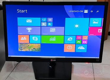 Monitor LG 20 pollici funzionante usato poco VGA.