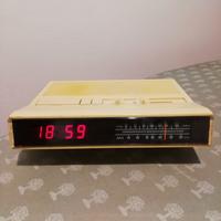 Radio sveglia Grundig anni 70