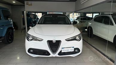 ALFA ROMEO STELVIO TETTO APRIBILE