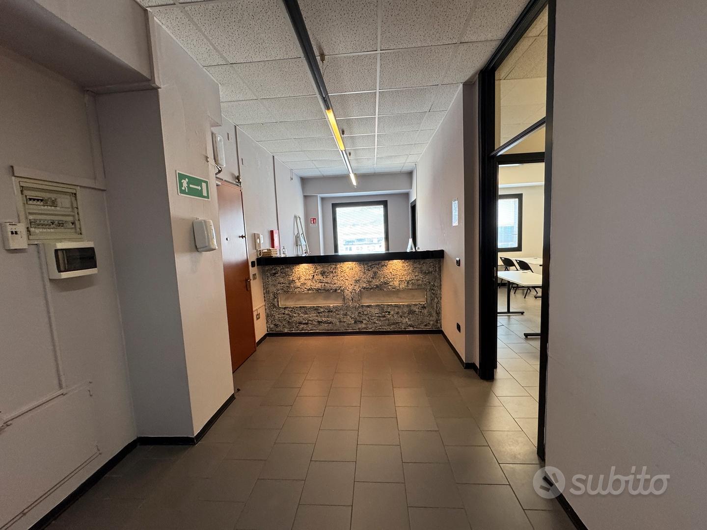 Ufficio 150mq con 4 posti auto