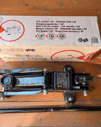 cric a carrello pneumatico 1,8 T 