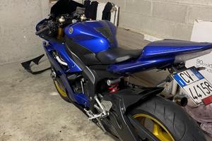 Yamaha YZF R6 - 2006