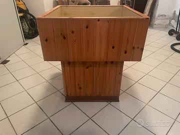 Cubo da arredamento negozio