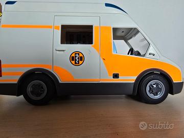 ambulanza playmobil