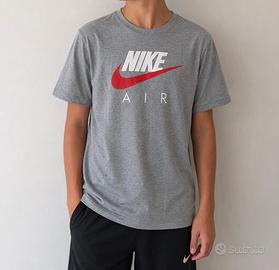 T-shirt Nike Air originale 12-13 anni