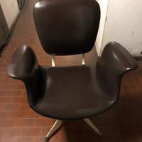 Poltroncina knoll vitra cassina Castiglioni