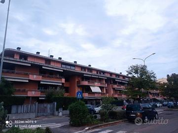 Zona millepiedi viale kennedy bilocale arredato