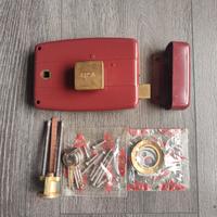 Serratura da applicare destra CISA 50180.60 dx