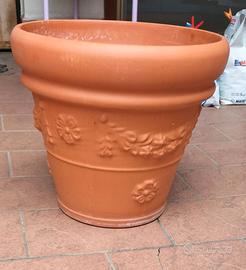 Vaso in terracotta decorato pari al nuovo diam. 35