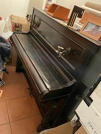 Pianoforte vericale antico da ristrutturare