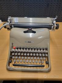 macchina da scrivere Olivetti M80
