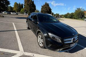 Mercedes Gla