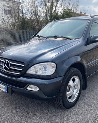 Mercedes-benz ML 270 turbodiesel cat CDI