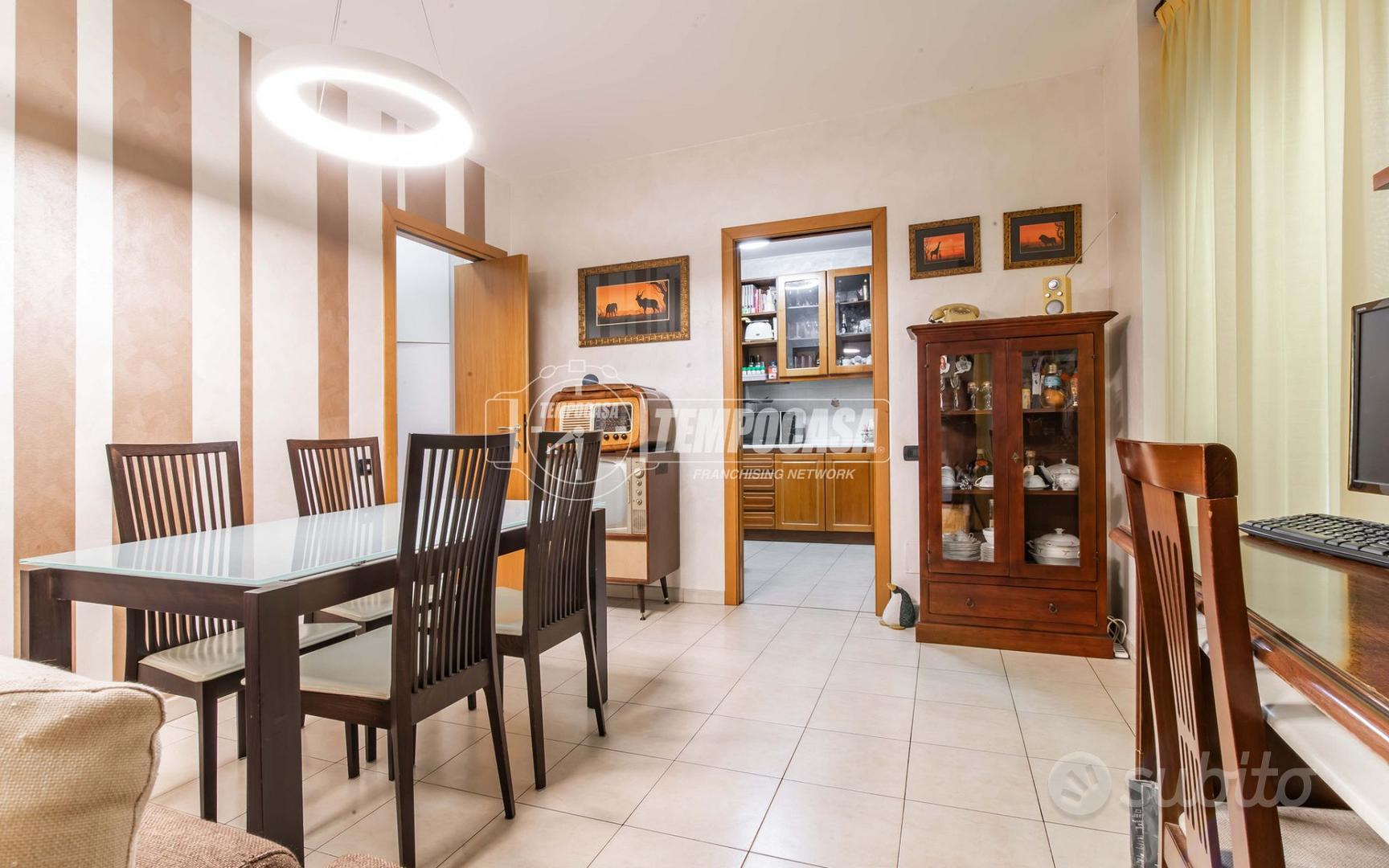 Ampio 3 locali con box e TERRAZZO !! - Vista 5