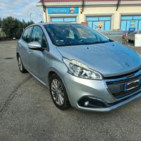 Peugeot 208 anno 2018 1.6 diesel euro 6b