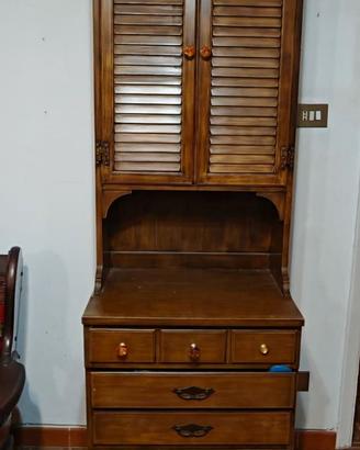 Mobiletto a colonna in legno ante e cassetti