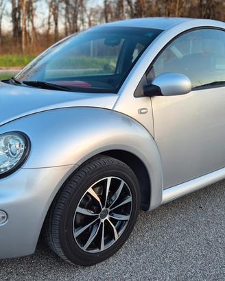 Volkswagen New Beetle 1.6