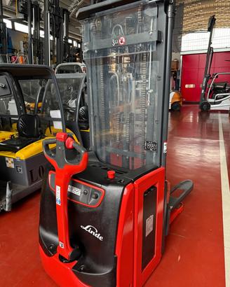 Muletti carrelli elevatori