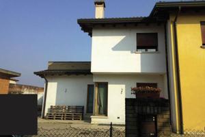 Immobile in asta di 217 m² con 4 locali e box auto
