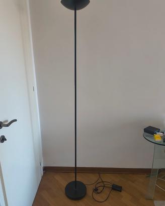 piantana lampada da terra alogena 
