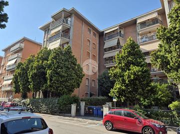 3 LOCALI A PARMA