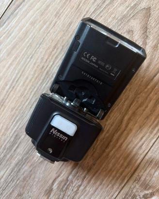 Nissin i40 flash DANNEGGIATO